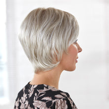 Load image into Gallery viewer, Clarity Petite Wig - Natural Image