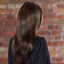 Load image into Gallery viewer, Chance Petite Wig - Inspired by Natural Image