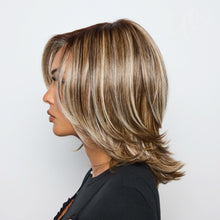 Load image into Gallery viewer, Mika Wig - Rene of Paris Hi Fashion