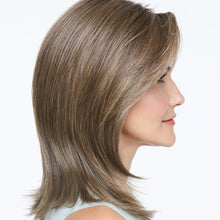 Load image into Gallery viewer, Pretty Please Wig from Raquel Welch