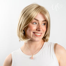 Load image into Gallery viewer, Timeless Beauty Wig - Natural Image