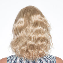 Load image into Gallery viewer, Dakota from Envy Wigs