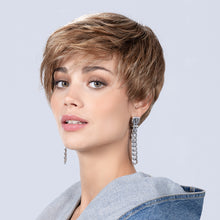 Load image into Gallery viewer, Point Wig - Ellen Wille Perucci Collection