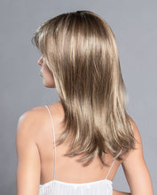 Load image into Gallery viewer, Carrie Wig - Ellen Wille Perucci Collection