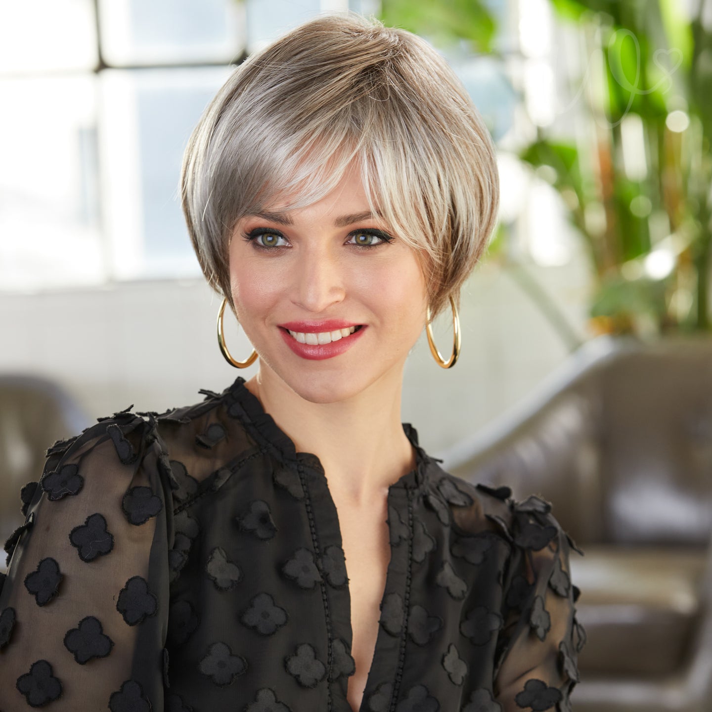 Danni Wig - Natural Image