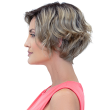 Load image into Gallery viewer, Donna from Envy Wigs
