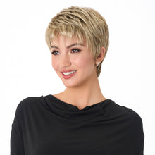 Load image into Gallery viewer, Ivy from Envy Wigs
