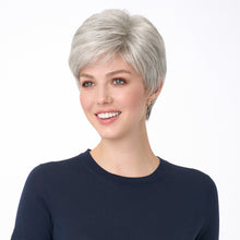 Load image into Gallery viewer, Jamie from Envy Wigs
