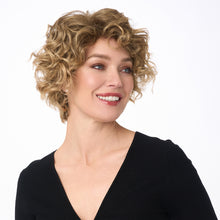 Load image into Gallery viewer, Suzi from Envy Wigs
