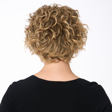 Load image into Gallery viewer, Suzi from Envy Wigs
