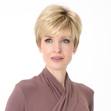 Load image into Gallery viewer, Tiffany from Envy Wigs
