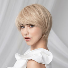 Load image into Gallery viewer, Award Petite Wig - Ellen Wille Pure Power
